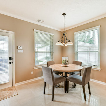 Dining Area – Pearland, TX 77584