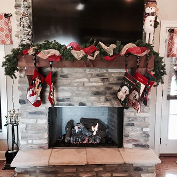 Fireplaces - Holiday Spirit