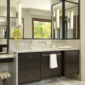 Warm Contemporary Bath