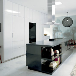 Integrated flush design - Refrigerators