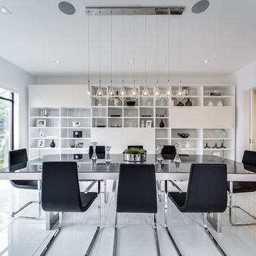 Woodbridge Modern Residence