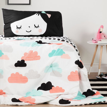 Girl's Bedroom
