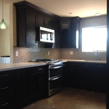 Posh Pepper Shaker Kitchen