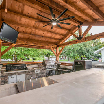 Pavilion - MRUB0422