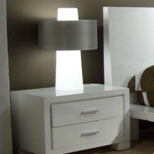 bedside.tables