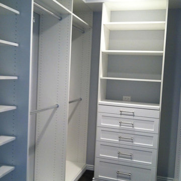 Custom Walk-in Closets