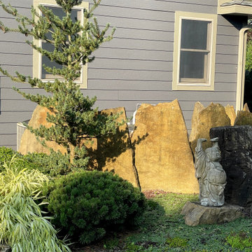 Cozy & quaint outdoor living space