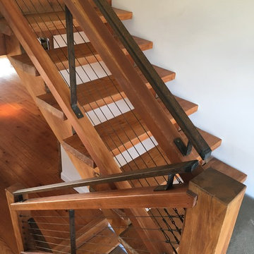 Barn house cable railing