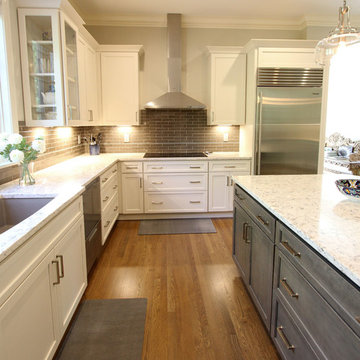 Fieldstone White Kitchen with Slate Gray Stain Island
