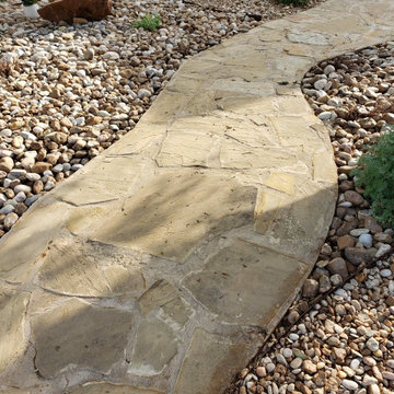 Flagstone Garden Paths for the Texas Hill Country