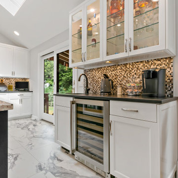 Mahopac Black and white kitchen