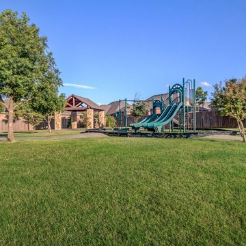 Raywood Manor - Community Playground