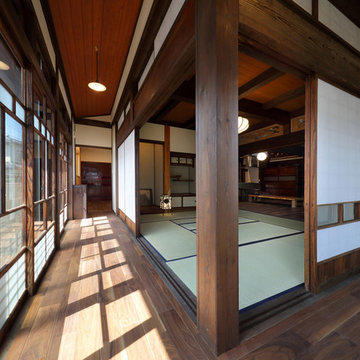 あたたかな日が差し込む広縁