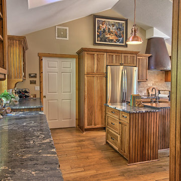 HIGHLANDS HIDEAWAY