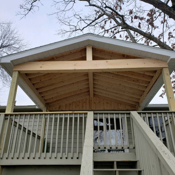 Portage Lakes Waterside Covered Deck