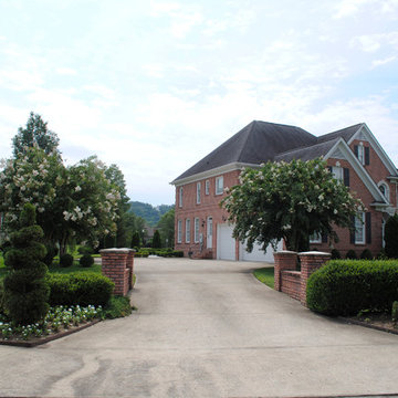 Maintenance accounts of French style Gardens