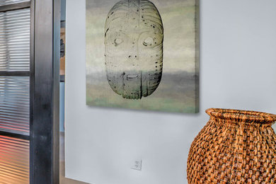 Inspiration for a transitional home design remodel in Los Angeles