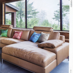 2319 (14) - Sofas
