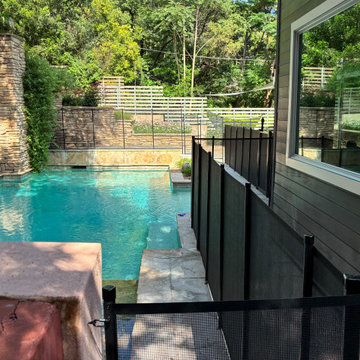 Removable Mesh Pool Fence in Austin, TX