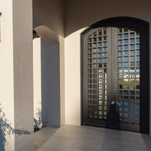 Santa Barbara Courtyard