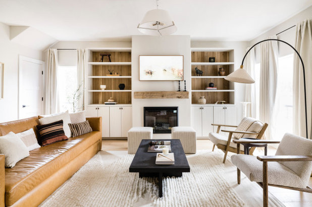 Midcentury Living Room by REVEAL BUILD STUDIO