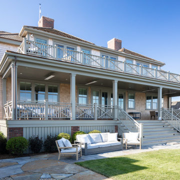 Modern Nantucket Nautical: Exterior