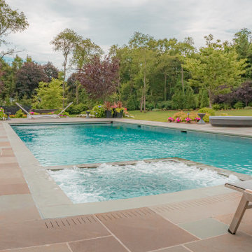Stone Paved Ranch - Oyster Bay Cove
