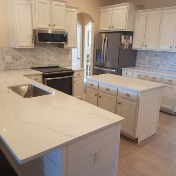 Calacatta Gold Quartz Kitchen Countertops