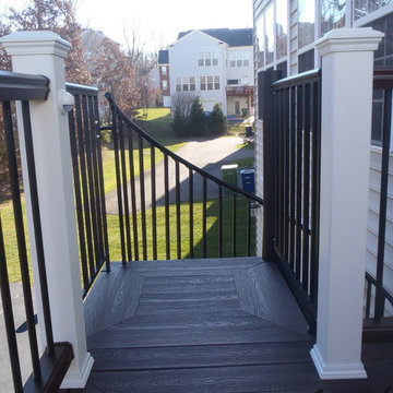 Composite Deck with TREX Spiral Staircase