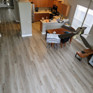 Vinyl Flooring / LVP - Luxury Vinyl Plank