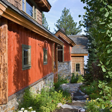Lakeside Luxury Getaway