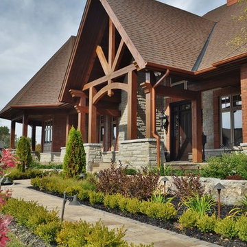Rustic Cottage Style. Inviting Entrance - Barrie