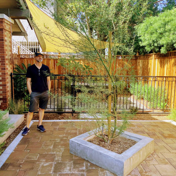 Craftsman Courtyard