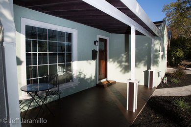 This is an example of a modern porch design in Sacramento.