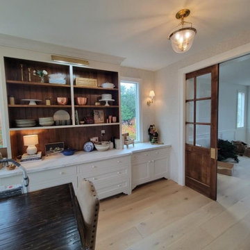 Wallpaper installation Dining Room in Bonita