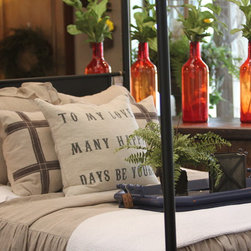 Roo Grayson Signature Space - Bedding
