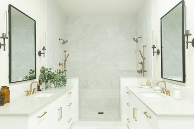 Inspiration for a transitional bathroom in Seattle.