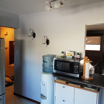 Winnipeg Transitional Kitchen Paint