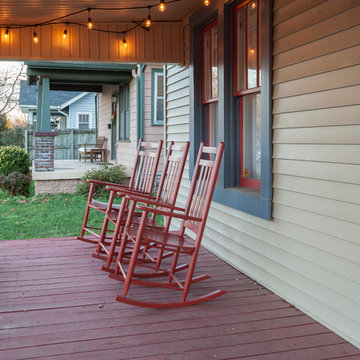 Little Wonderland Airbnb - Front Porch