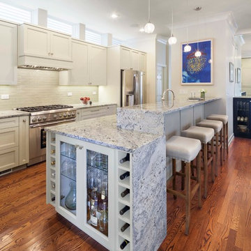 Roscoe Village Residence