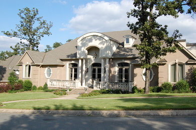 Inspiration for a timeless exterior home remodel in Little Rock