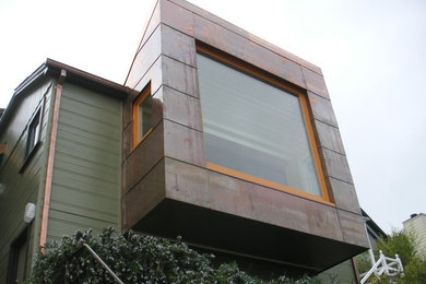 Example of a minimalist exterior home design in San Francisco