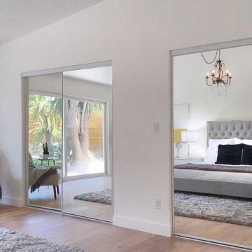 Contemporary Elevated in Woodland Hills