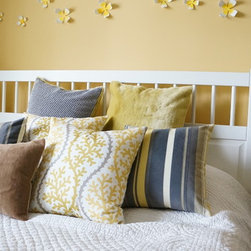 Hello Spring Custom Cushion Set - Decorative Pillows