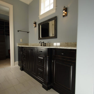 Bathroom/Laundry Room