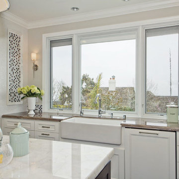 Contemporary-Traditional Interpretation Home