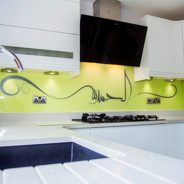 "ARABIC BLESSING SYMBOL" Stensil glass kitchen splashback by CreoGlass Design
