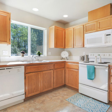 Favored Tacoma Townhome