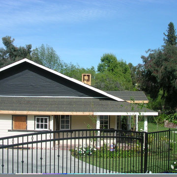 Los Angeles, CA (Various Roofs)