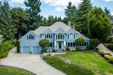 Traditional exterior home idea in Portland